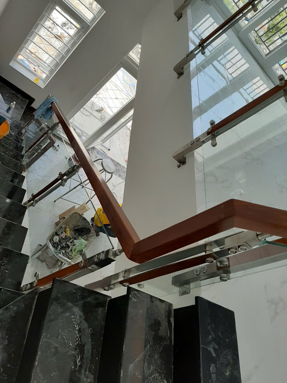 z6493479963787_f8f2f0267fa4af081f2a88be08b0928b