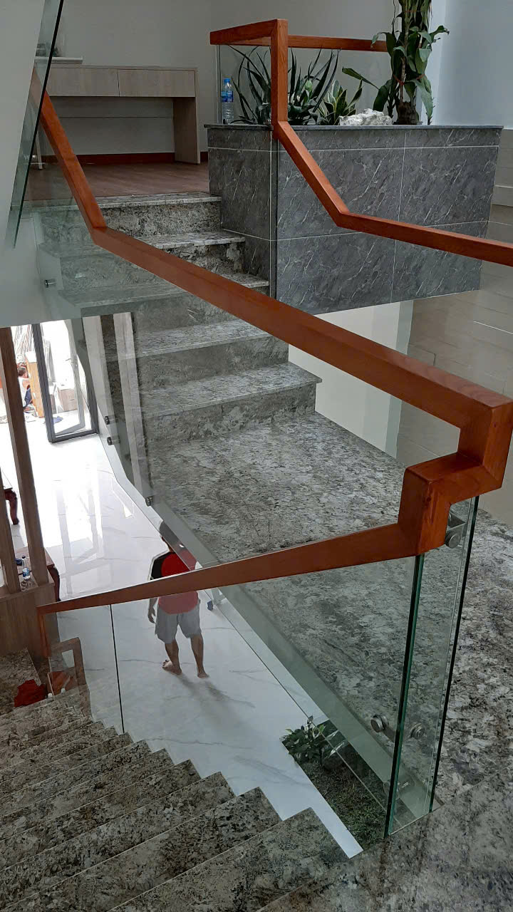 z6493479987060_046fc0c3d2ec3dc23dcec3babaeebd4c