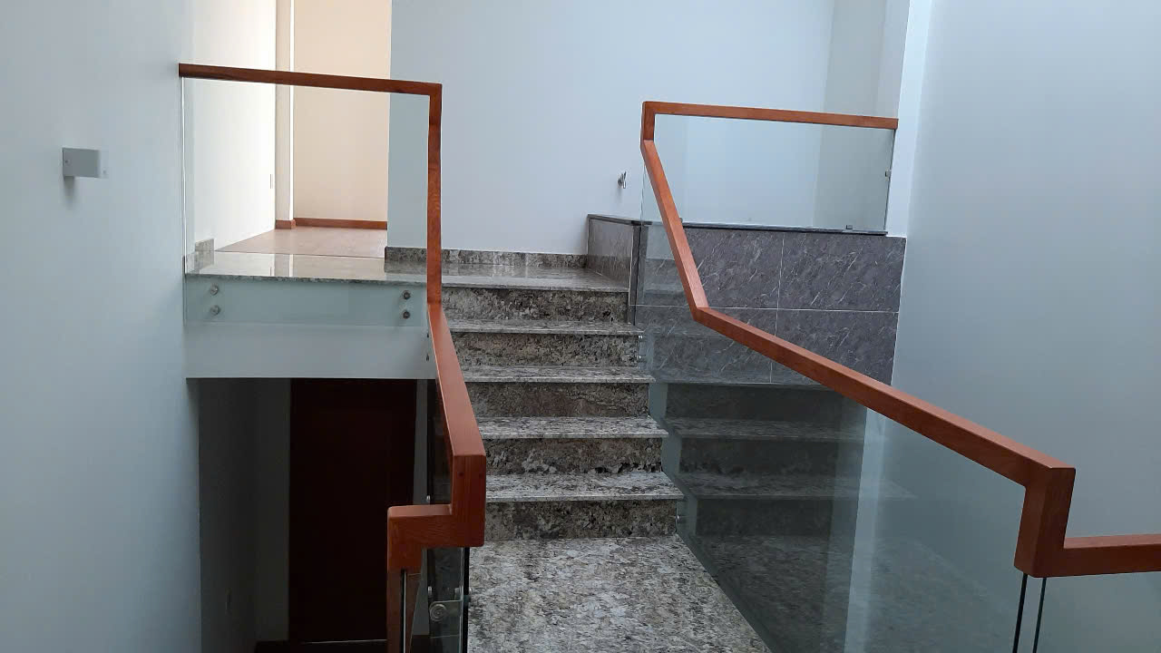 z6493479990826_4c1e8facb3d548c84a5f5bc9431e85a4